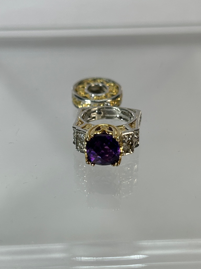 Nwot Gems En Vogue Palladium 18k Accents Genuine Amethyst Euro Style Ring Charm